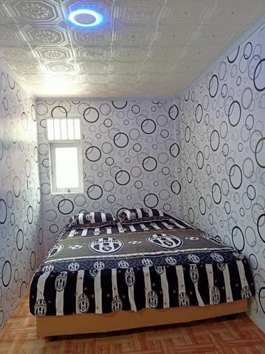 Ustin Nagoya Bukit Lawang