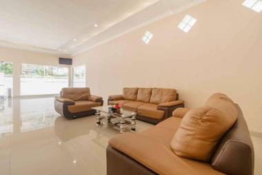 RedDoorz @ Hotel Copacobana Bengkulu