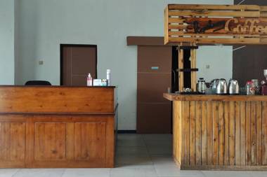 Guest House Sidorejo Bukit Hitam View RedPartner
