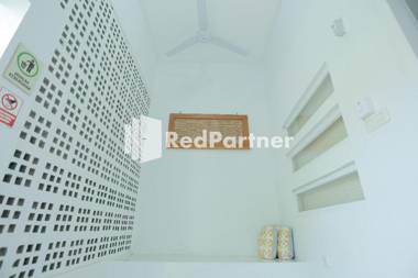 Pringgading Surf Camp RedPartner