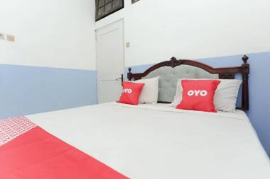 OYO 2057 Hotel Kharisma