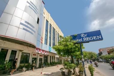 OYO 3031 Hotel Regenerasi