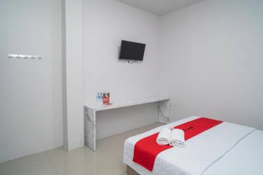 RedDoorz Syariah near Jalan Ahmad Yani Banjarmasin 3