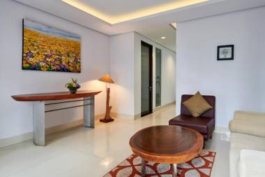 Cemara Villa 4 bedroom with a private pool