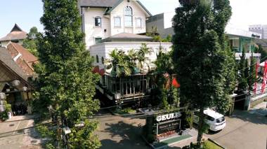 Geulis Boutique Hotel