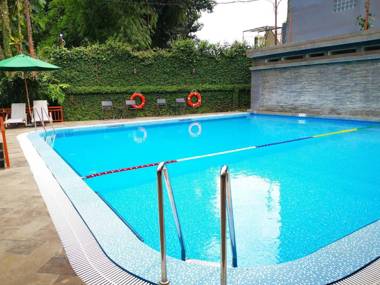 Ahadiat Hotel & Bungalow