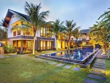 Summer Hill Private Villas & Family Hotel