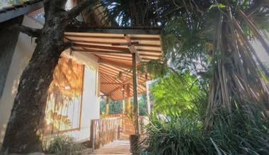 Sapulidi Cafe Gallery & Resort