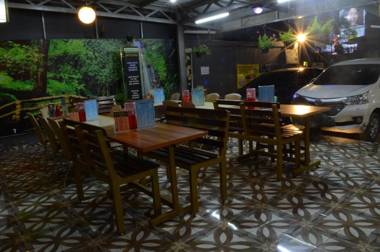 Guest House Salon Fora Gegerkalong Setiabudhi Bandung