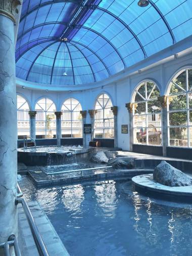 Grand Paradise Hotel Lembang