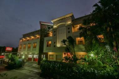 The Cherry Homes Hotel &amp; Residence