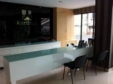J Residence Guest House Ciumbuleuit