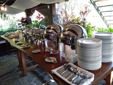 Rumah Stroberi Organic Farm & Family Lodge