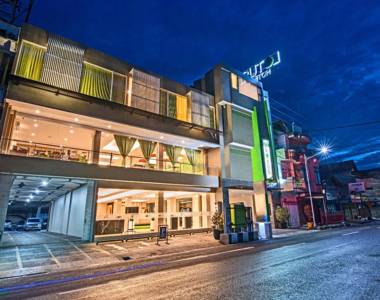 Lotus Hotel Subang