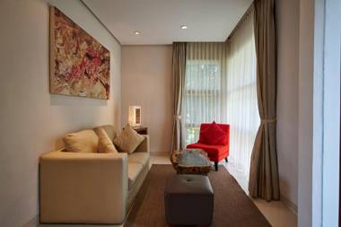 Asri Villa 5 bedrooms with a private pool