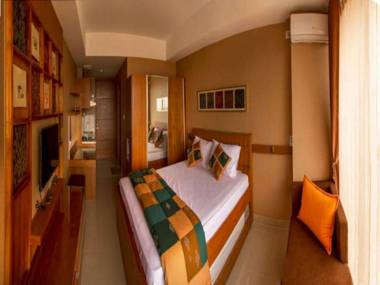 Beverly Dago Apartment