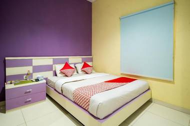 OYO 342 De'kayakini Hotel