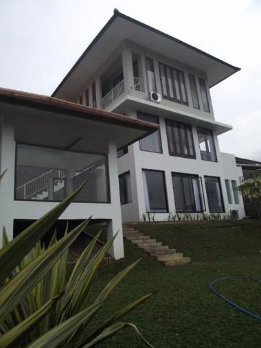 Villa Kencana Syariah