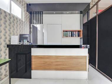 OYO Flagship 90726 The Regia Cihampelas Hotel Bandung