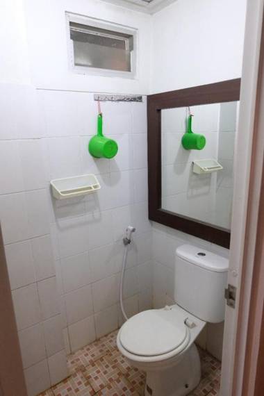 The Suites Metro Apartment By Zaky