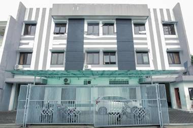 Vaccinated Staff - OYO 196 Horizone Residence