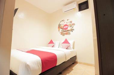 Vaccinated Staff - OYO 196 Horizone Residence