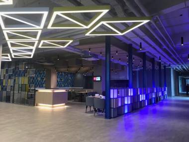 YELLO Hotel Paskal Bandung