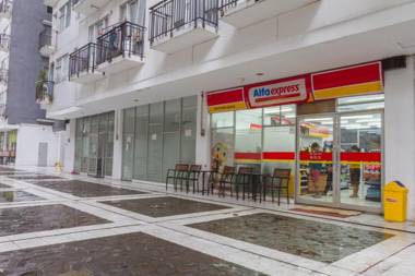 RedDoorz Apartment @ Jarrdin Cihampelas