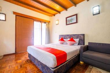 OYO 2640 Rumah Kayu Cottage Syariah