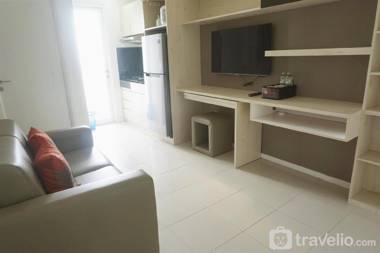 Homey 2BR @ Parahyangan Residence By Travelio