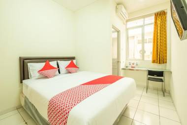 Collection O 818 Micasa Residence