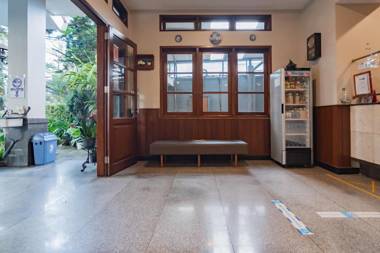 RedDoorz near Simpang Dago 2