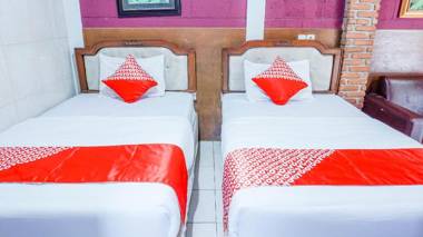 OYO 1488 Hotel Cemara Asri
