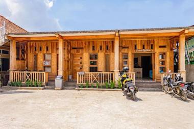 RedDoorz near Kawah Putih Ciwidey