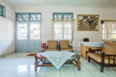 Urbanview Hotel Pondok Kurnia Cijagra Bandung