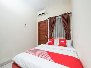 OYO 1997 Bee M Near RS Muhammadiyah