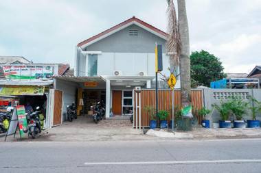 OYO 2279 Rumah Teteh Syariah