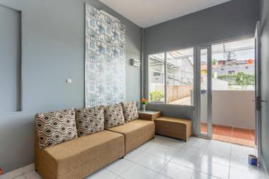 OYO 3130 D'Valley View