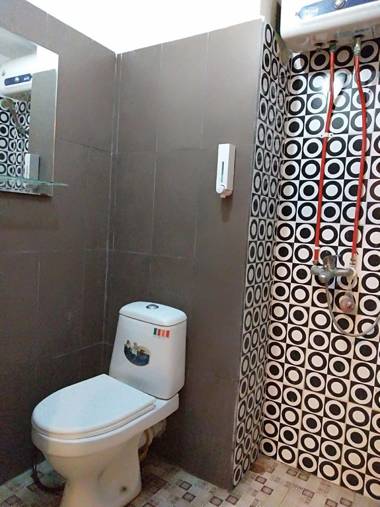 Emerald Tower Apartment By Beecommerce