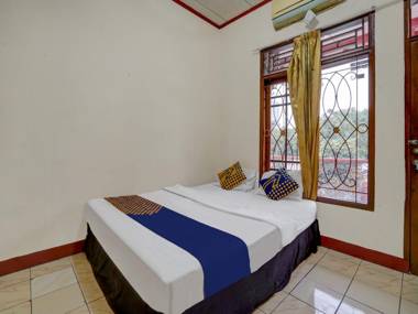 OYO 3882 Pondok Pujasera