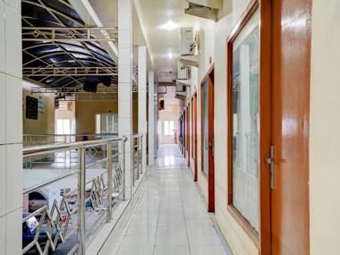 OYO 90118 Hotel Diamond Syariah