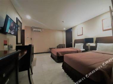 The Palais Dago Hotel