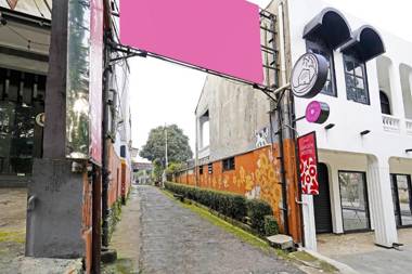 OYO 91350 Garden Hostel