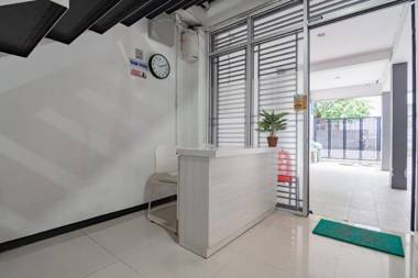 RedDoorz Syariah near Regol Park Bandung