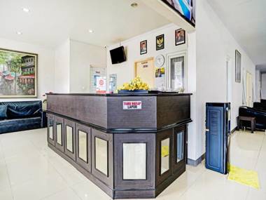 Vaccinated Staff - OYO 90324 Si Jalak Guest House