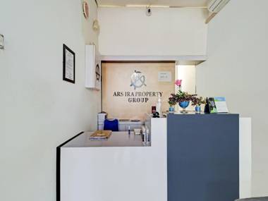 OYO 90465 Ars Ira Property The Suites Metro