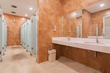 On The Go Capsule Hotel RedPartner