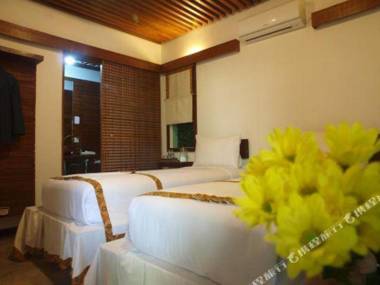 Flores Gallery Hotel