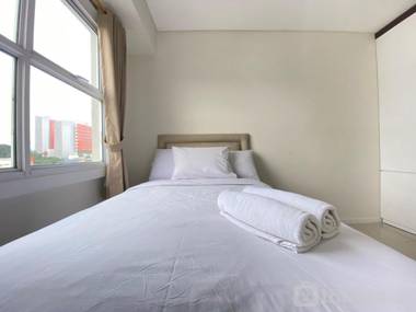 Comfy Bright 1BR Parahyangan Residence By Travelio