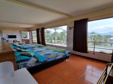 Hotel Hikmat Indah Lembang